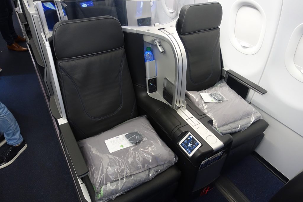 Airbus A321 200 JetBlue Airways Mint Experience Business Class Cabin 2 2 lie flat seating Layout