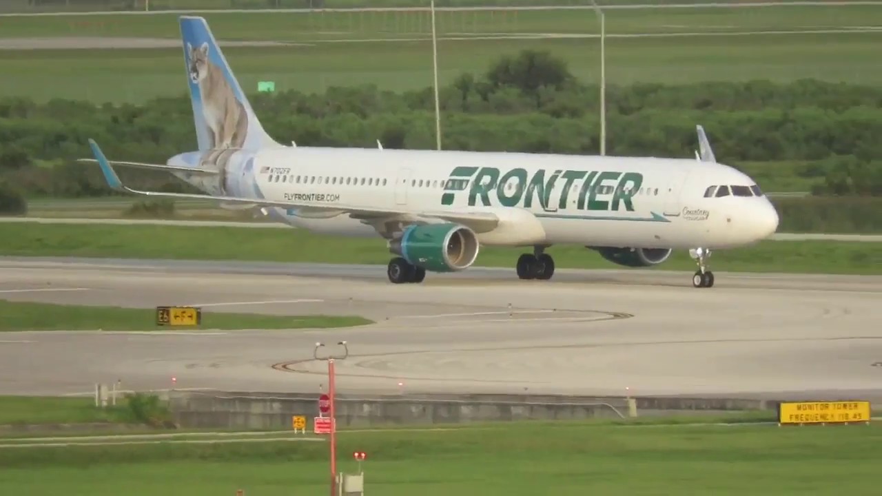 Frontier Airlines Airbus A321 211WL N702FR Courtney the Cougar landing in Orlando