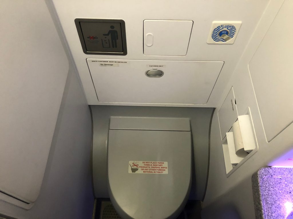 Frontier Airlines Airbus a320neo Toilet Bathroom Lavatory Photos 1