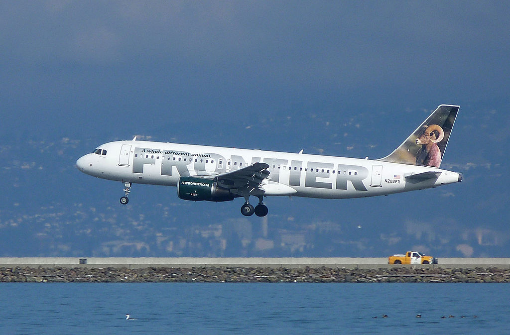 Frontier Airlines N202FR Colorado Airbus A320 200 final approach at San Francisco International Airport