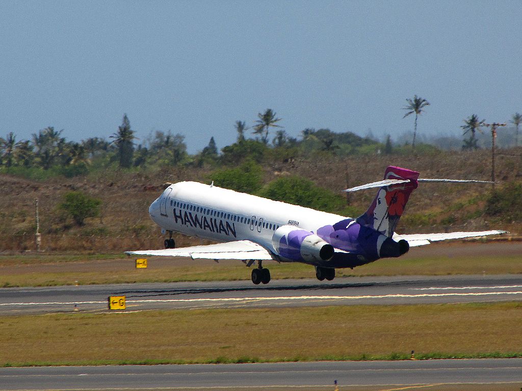 Hawaiian Airlines Fleet Boeing 717 22A cnserial number 551265073 N481HA Alauahio at Kahului Airport