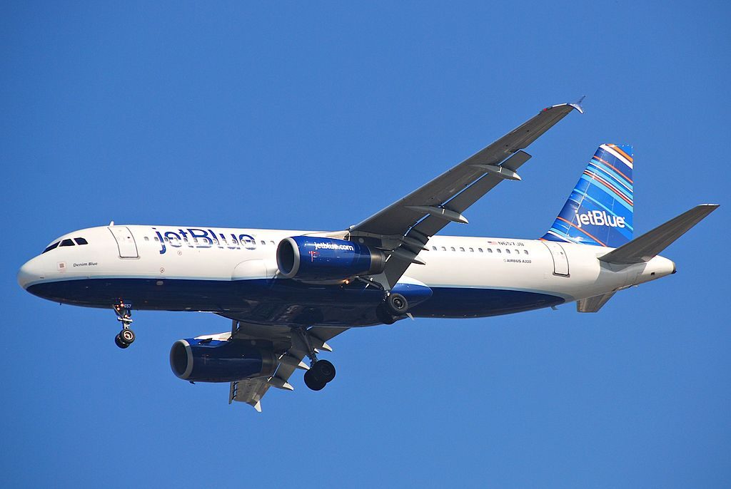 N657JB JetBlue Airways Airbus A320 232 cn 3119 Denim Blue at Los Angeles International Airport LAX
