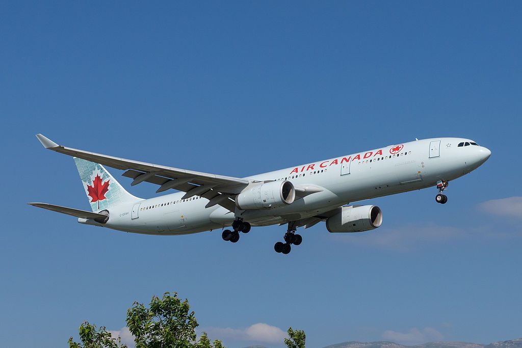 Air Canada Fleet Airbus A330-300 Details And Pictures | AirlinesFleet.com