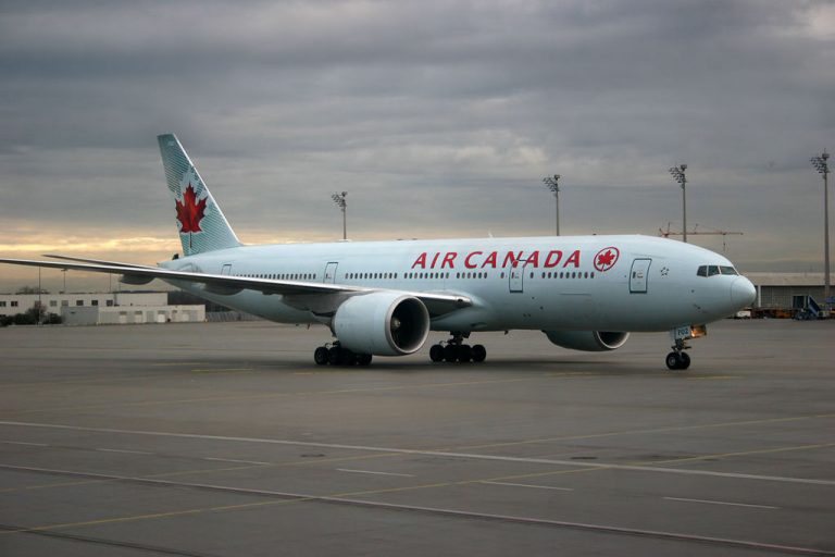 Air Canada Fleet Boeing 777-200LR Details And Pictures