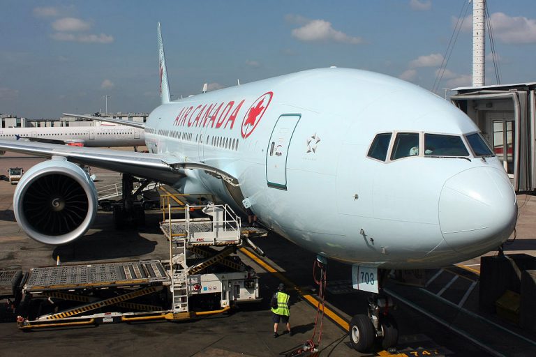 Air Canada Fleet Boeing 777-200LR Details And Pictures