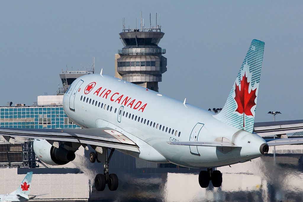 Air Canada Jetz C GBIA Airbus A319 114 cnserial number 817 departing Montréal–Pierre Elliott Trudeau International Airport