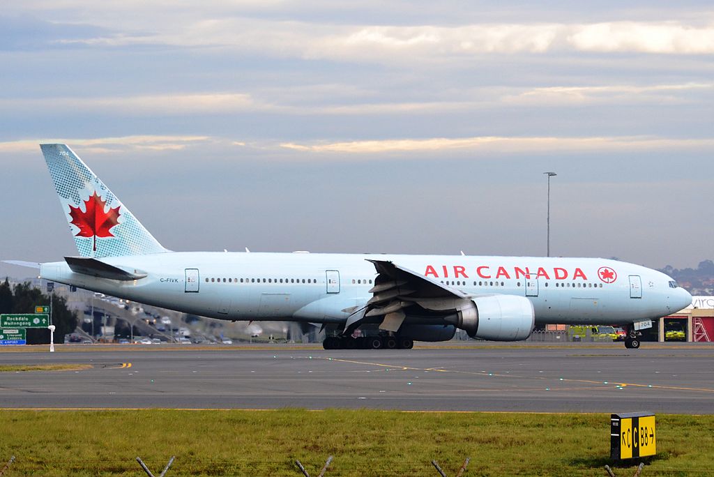 Boeing 777 200LR of Air Canada C FIVK at Sydney Airport