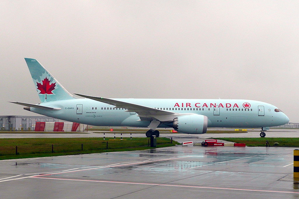 Boeing 787 8 Dreamliner Air Canada C GHPX at London Heathrow Airport
