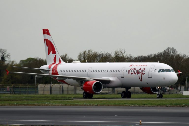 Air Canada Rouge Fleet Airbus A321-200 Details and Pictures