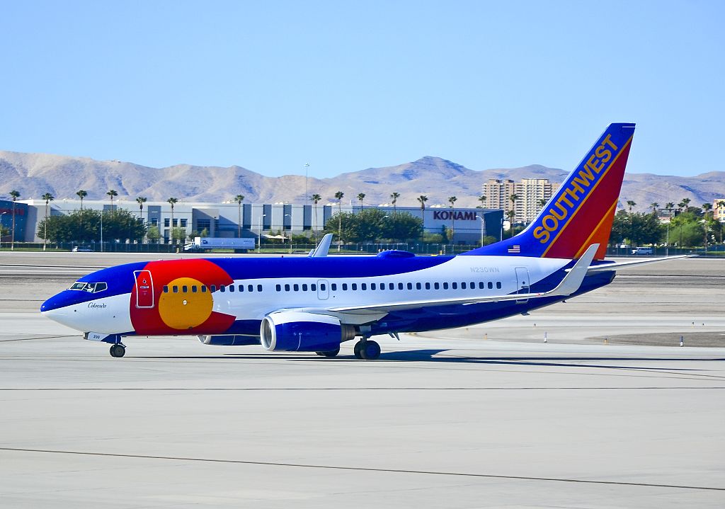 N230WN Southwest Airlines Boeing 737 7H4 cn 34592 1868 Colorado One special livery colors