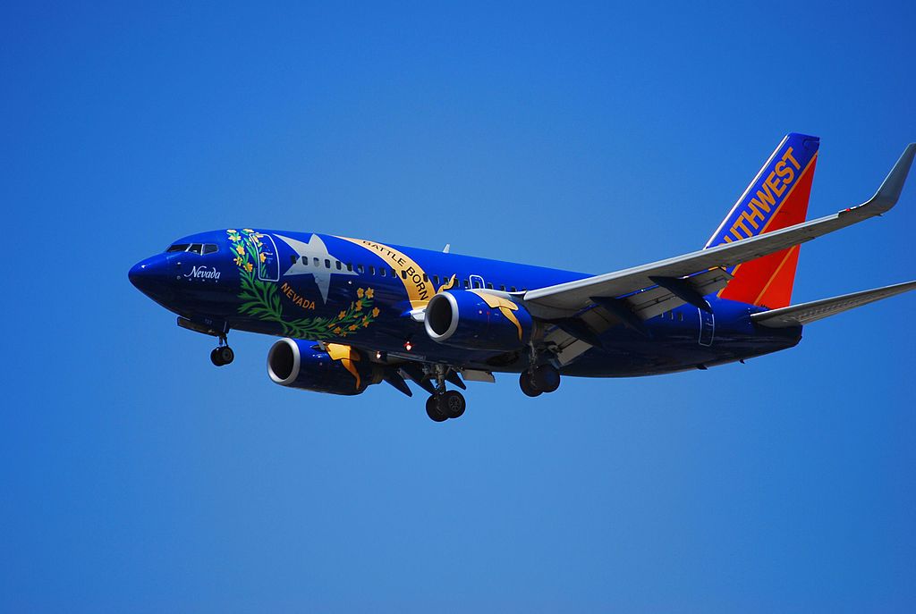 N727SW Southwest Airlines Boeing 737 7H4 cn 27859 274 22Nevada One22 Special Livery Colors on final at KLAS