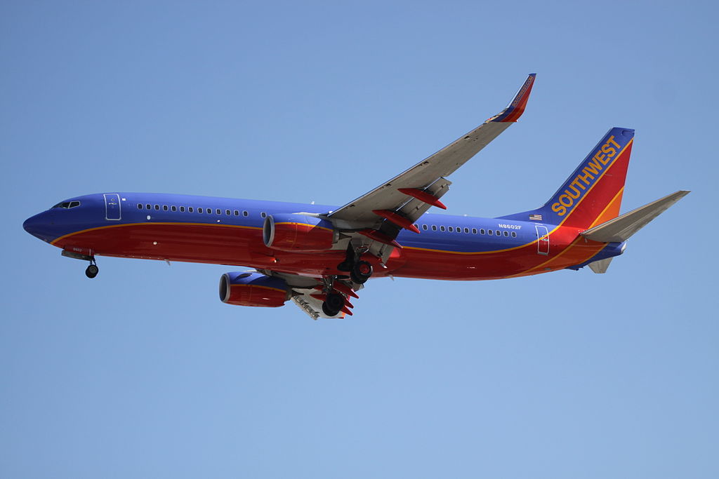 N8602F Boeing 737 800 Southwest Airlines Narrow Body Aircraft