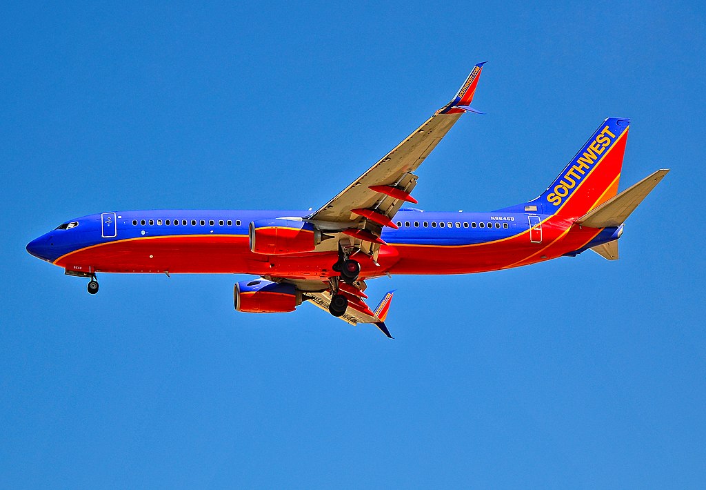 N8646B Southwest Airlines Aircraft Fleet Boeing 737 8H4 with Split Scimitar Winglets