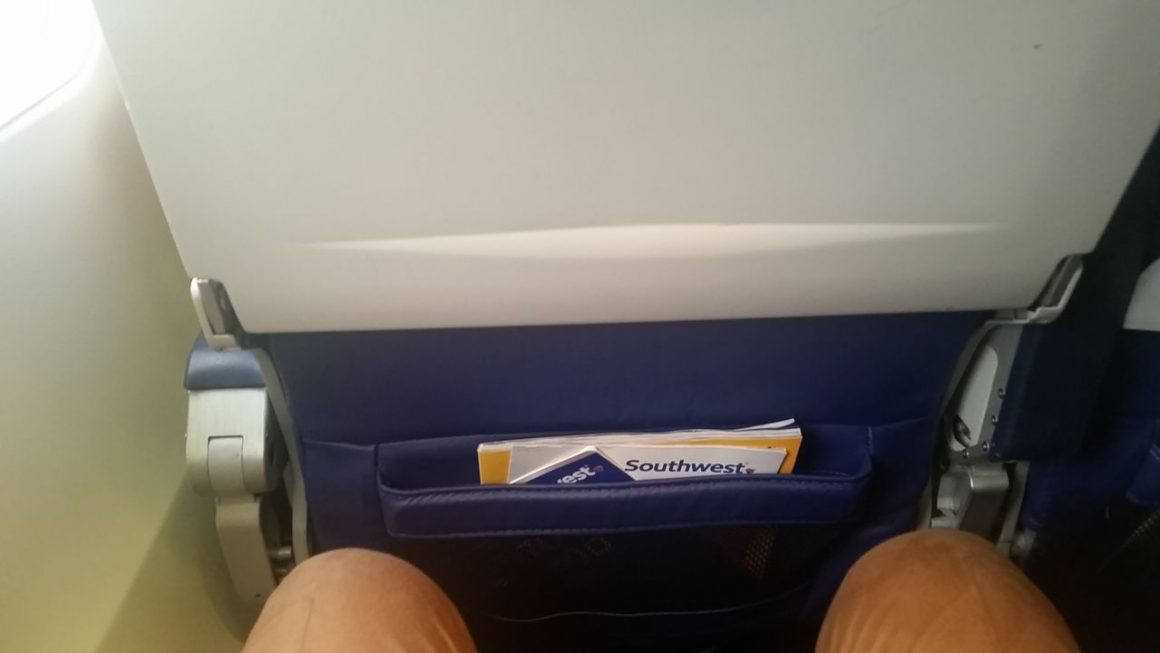 Southwest Airlines Fleet Boeing - Southwest Airlines Boeing 737 700 Economy Cabin Interior Standard Coach Seats Pitch Legroom Photos 1160x653 