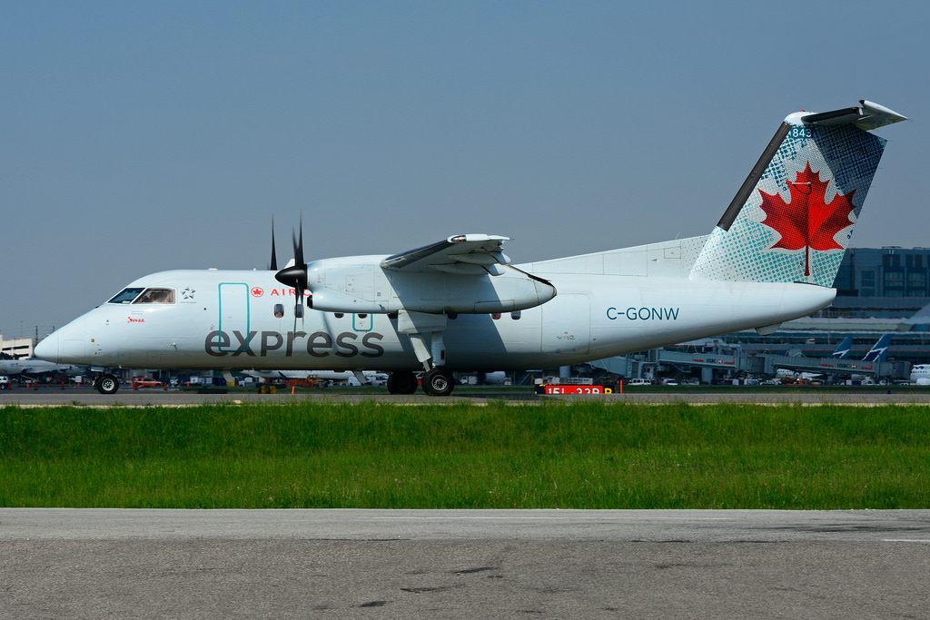 Air Canada Express Jazz C GONW Bombardier Dash 8 100 at YYZ Airport