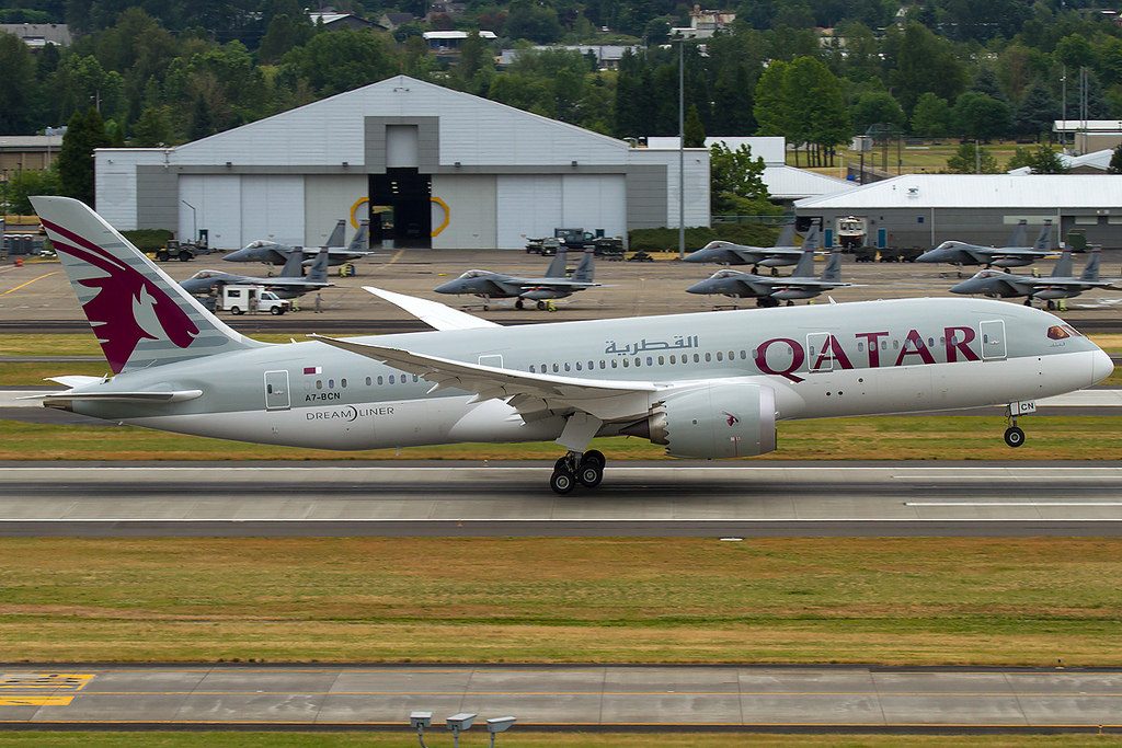 A7 BCN Qatar Airways Boeing 787 8 Dreamliner at Portland International Airport PDX