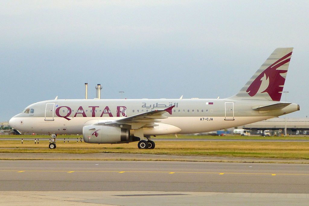 A7 CJA Airbus A319 100 Qatar Airways heading to T4 at London Heathrow Airport