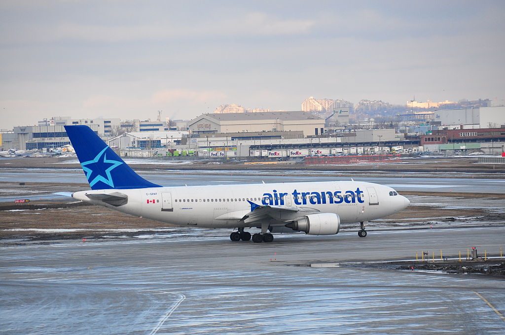 Air Transat Airbus A310 300 C GPAT at Montréal Pierre Elliott Trudeau International Airport