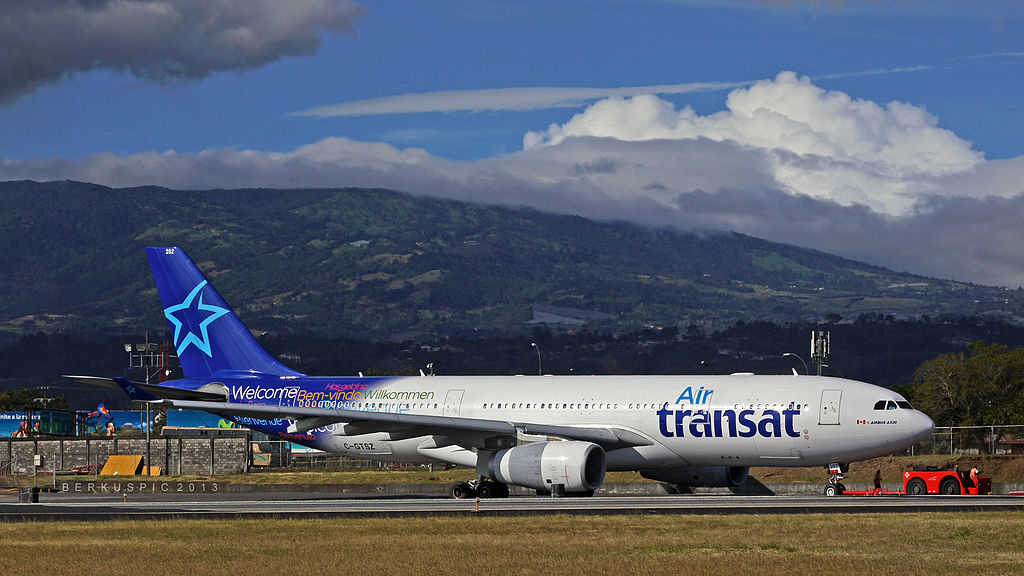 Picture air. A330-200 Air Transat. Airbus a330-200 авиакомпании Air Transat. А-330 океан Air Transat. Air Transat Map.