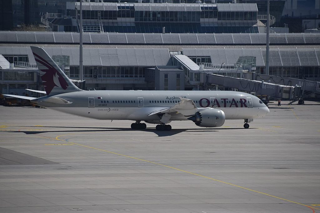 Boeing 787 8 Dreamliner of Qatar Airways A7 BCZ at Munich Airport