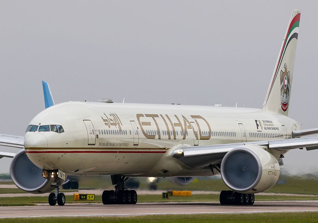 Etihad Airways Boeing 777 3FXER A6 ETQ at Manchester Airport