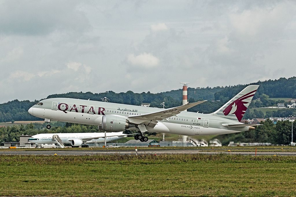 Qatar Airways Boeing 787 8 Dreamliner A7 BCP Departing ZRH