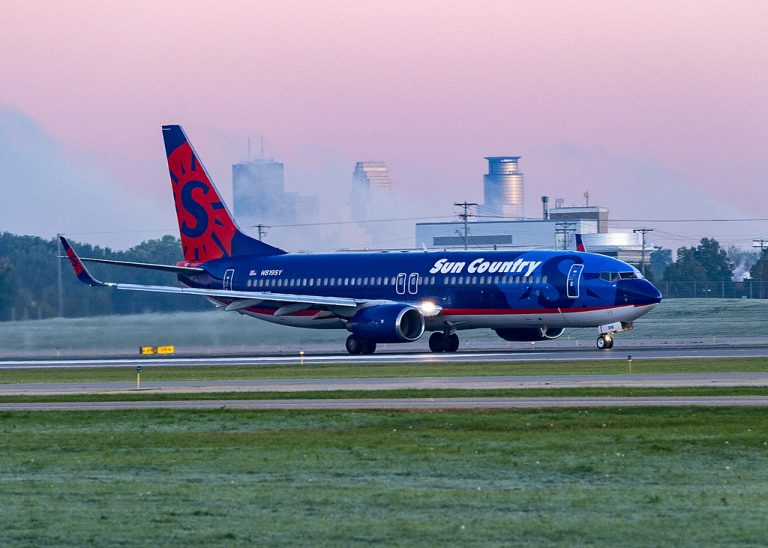 Sun Country Airlines Fleet Boeing 737-800 Details and Pictures