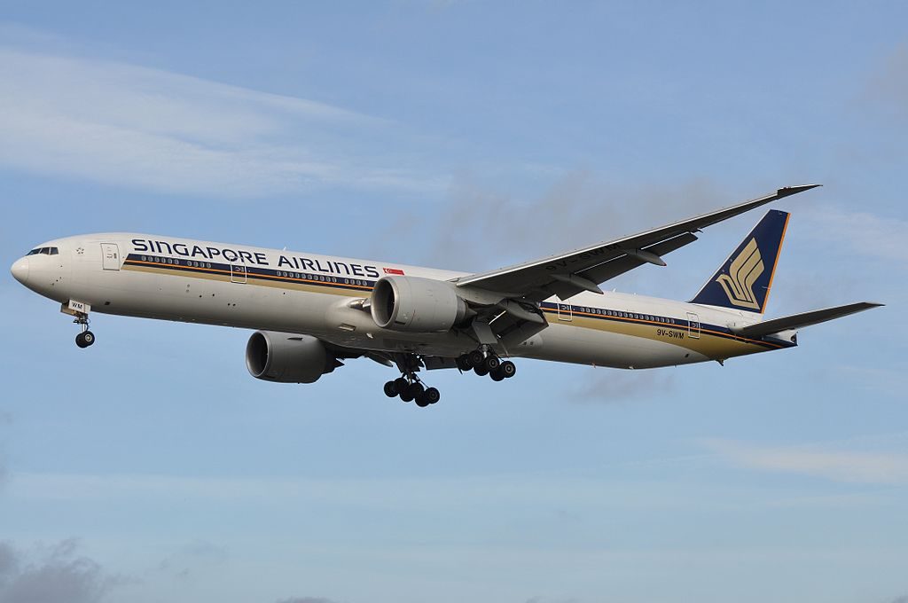 9V SWM Boeing 777 312ER of Singapore Airlines at London Heathrow Airport