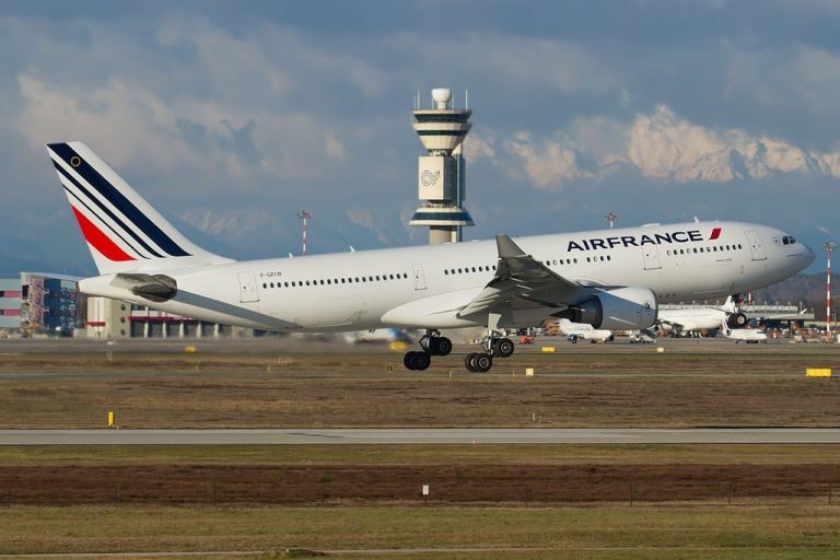 Air France Fleet Airbus A330-200 Details and Pictures