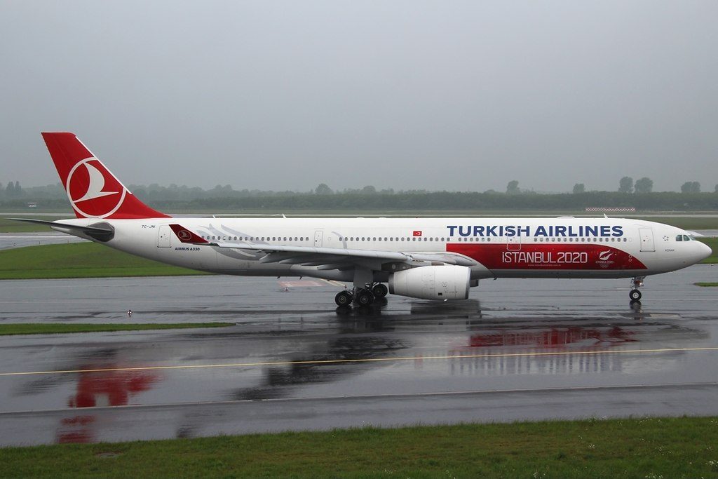 Airbus A330 343E Turkish Airlines TC JNI Konak Istanbul 2020 at Düsseldorf Airport