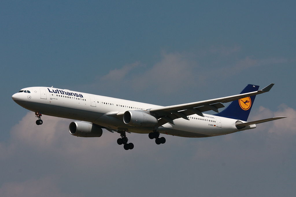 Lufthansa Fleet Airbus A330-300 Details and Pictures