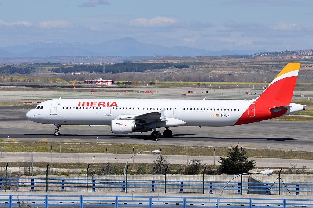 Iberia Airbus A321 212 EC IJN Mérida at Madrid Barajas Airport
