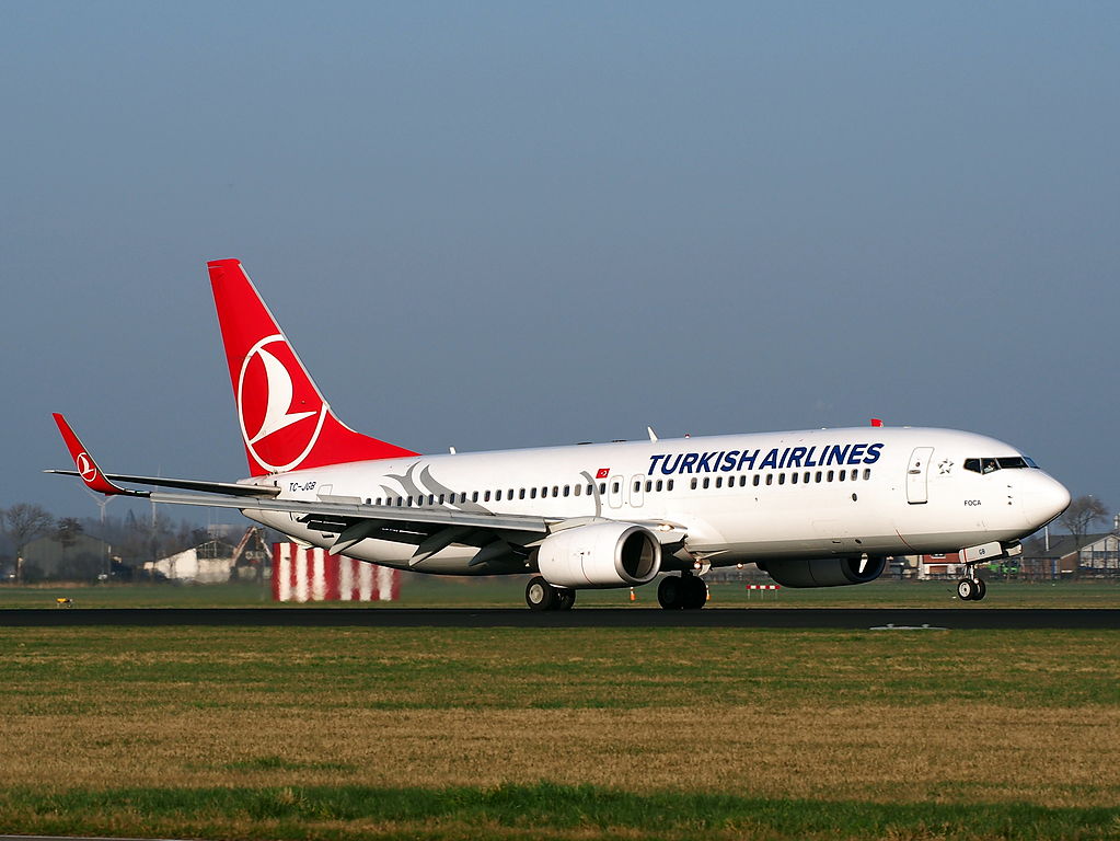 TC JGB Boeing 737 8F2WL Turkish Airlines Foça landing at AMS Amsterdam Schiphol