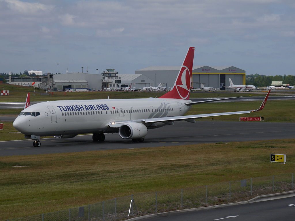 TC JYM Boeing 737 900ER İnceburun of Turkish Airlines at Birmingham Airport