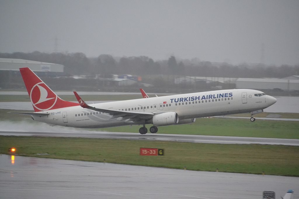 Turkish Airlines Boeing 737 9F2ERWL TC JYE Tuz Gölü at Birmingham Airport