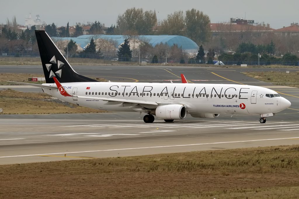 Turkish Airlines TC JHE Boeing 737 8F2WL Burhaniye Star Alliance Livery at Istanbul Atatürk Airport