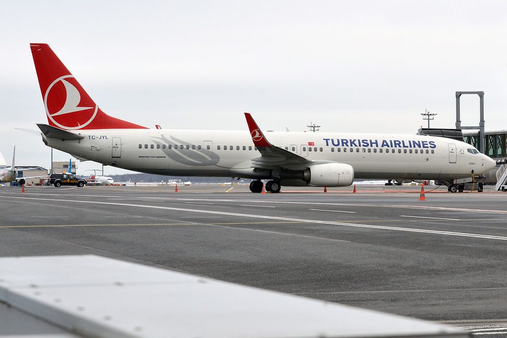 Turkish Airlines TC JYL Boeing 737 9F2ER Çorlu at Tallinn Airport