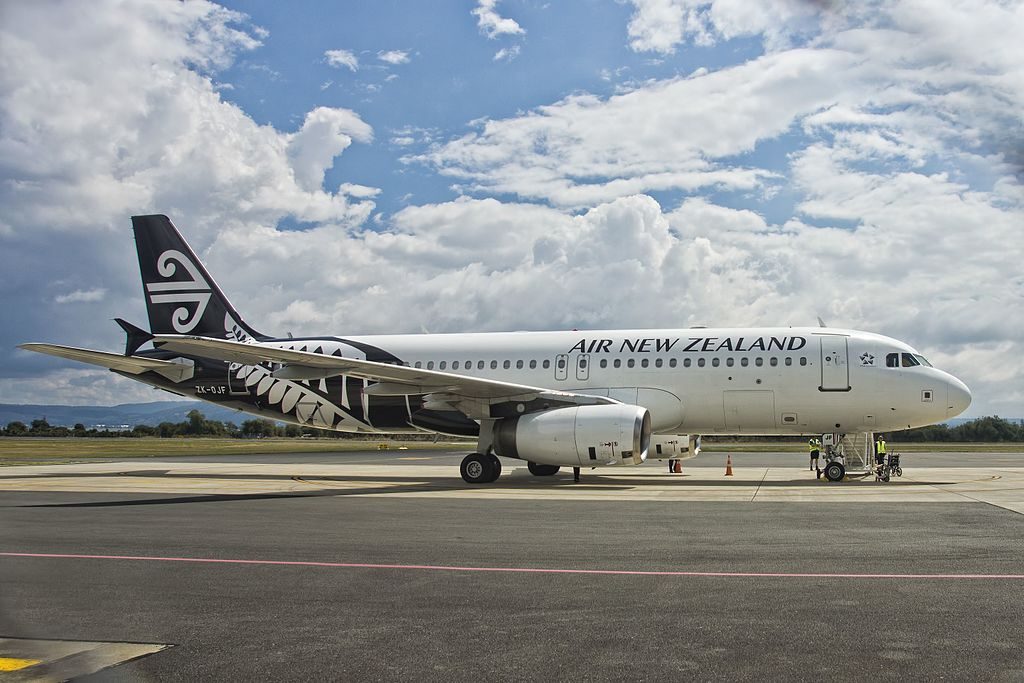 Air New Zealand Airbus A320 232 ZK OJF at Rotorua Airport