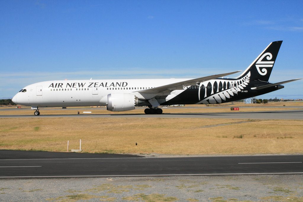 Air New Zealand Boeing 787 9 Dreamliner ZK NZD at Adelaide Airport