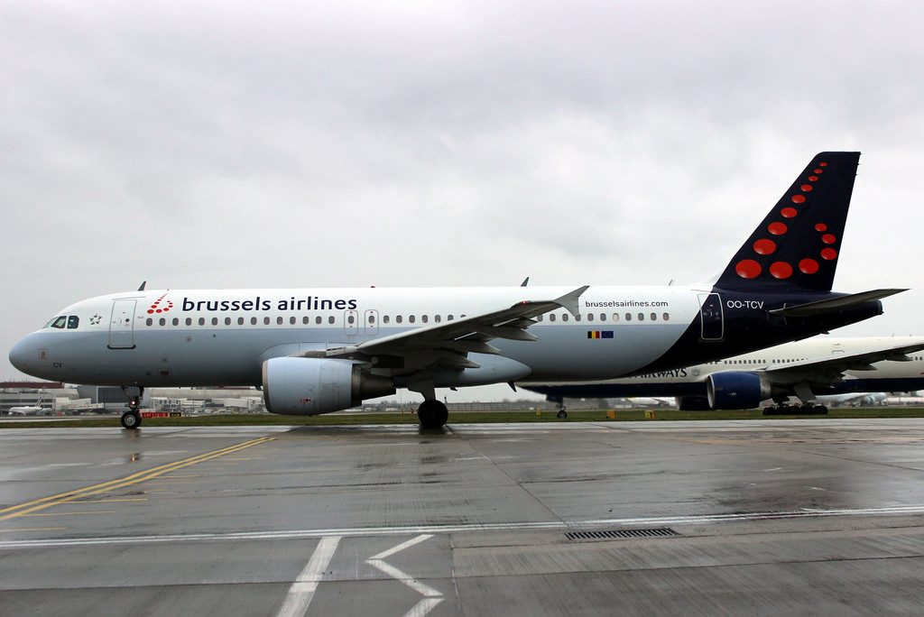 Airbus A320 214 OO TCV Brussels Airlines at London Heathrow