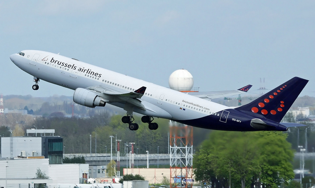 Brussels Airlines Fleet Airbus A330 200 Details And Pictures