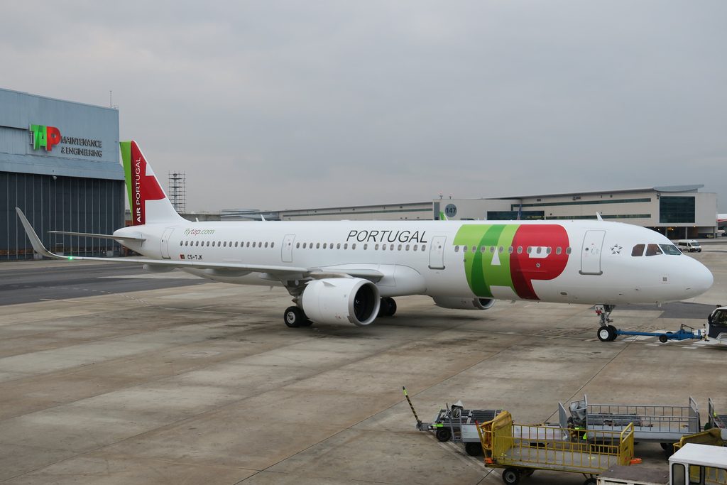 CS TJK TAP Air Portugal Airbus A321 251NSL Eugénio de Andrade at Lisbon Airport