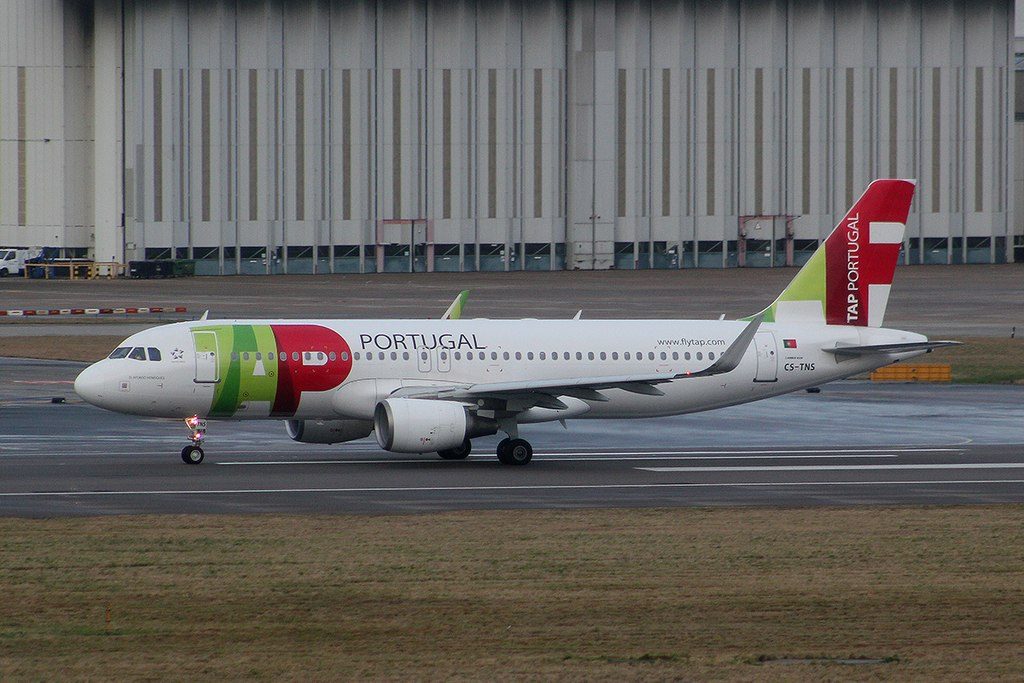 CS TNS Airbus A320 214WL D. Afonso Henriques of TAP Portugal at London Heathrow Airport