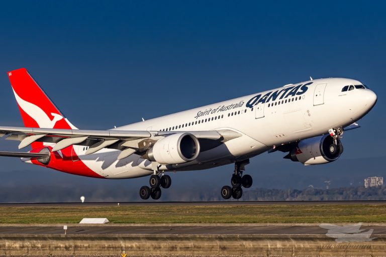 Qantas Fleet Airbus A330-200 Details And Pictures | AirlinesFleet.com