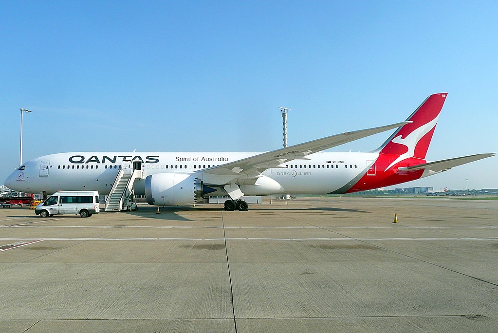 Qantas VH ZNB Boeing 787 9 Dreamliner Waltzing Matilda at London Heathrow Airport
