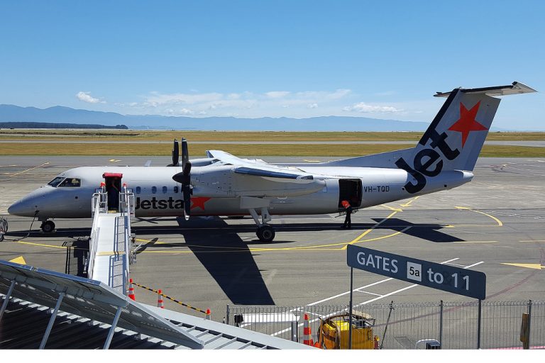 Jetstar Fleet Bombardier Dash 8 Q300 Details and Pictures