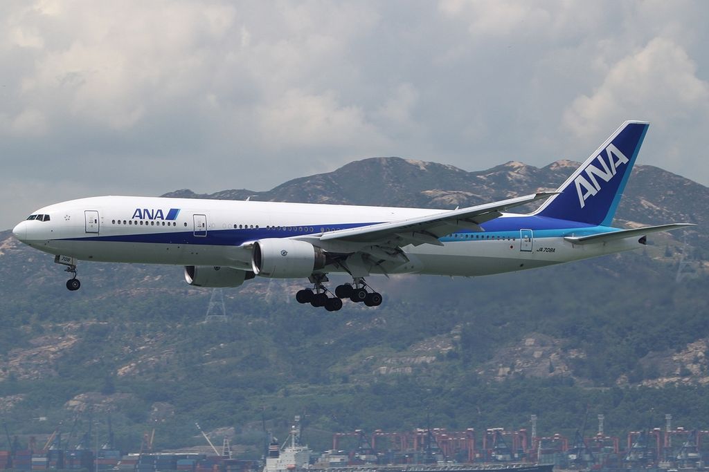 ANA Fleet Boeing 777-200/ER Details and Pictures