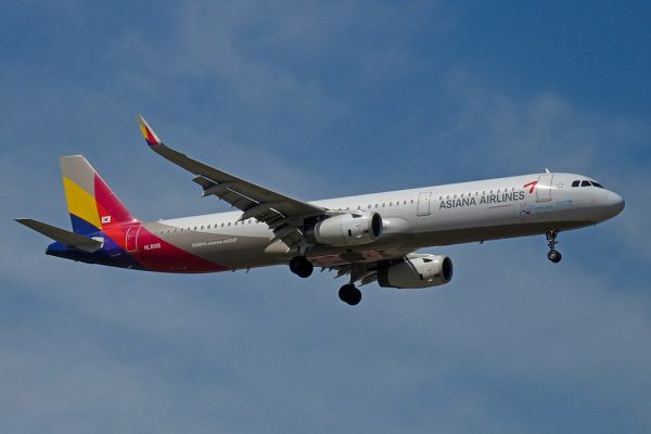 Asiana Airlines Fleet Airbus A321-200 Details and Pictures