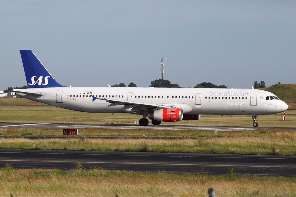 Airbus A321 232 Scandinavian Airlines SAS OY KBB Hjörulf Viking at Copenhagen Airport