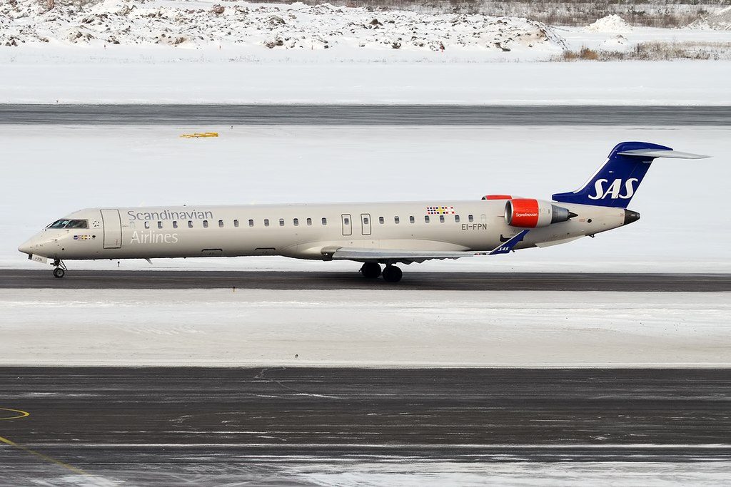 CityJet EI FPN Bombardier CRJ 900LR Menja Viking SAS Scandinavian Airlines at Helsinki Vantaa Airport